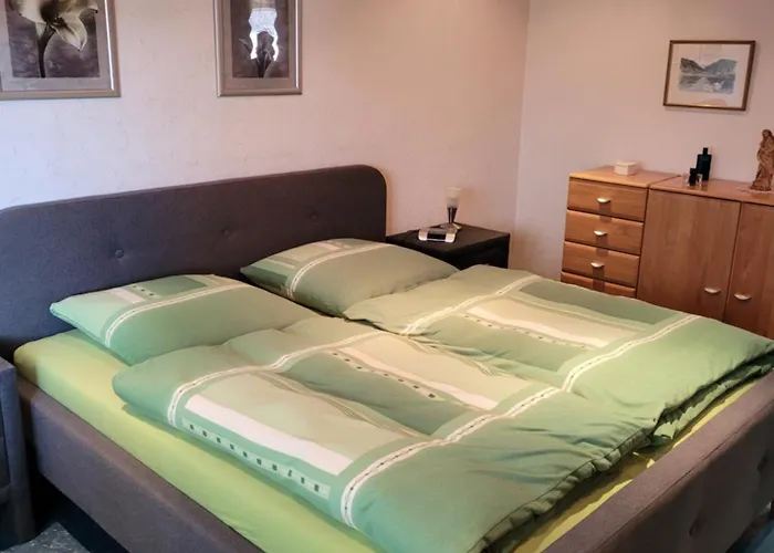 아파트 Burg- Und Moselblick *